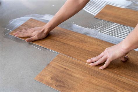 Lay vinyl flooring in the click system: a guide